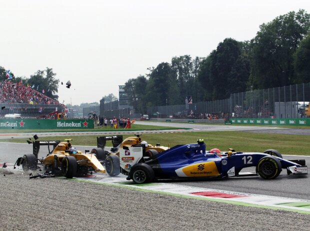 Jolyon Palmer, Felipe Nasr, Kevin Magnussen Jolyon Palmer, Felipe Nasr, Kevin Magnussen
