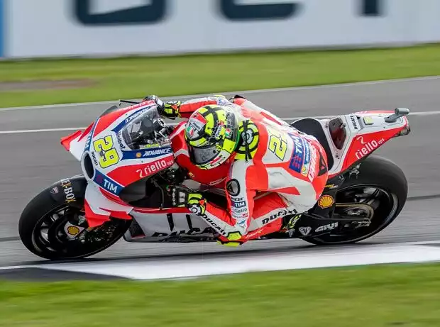 Andrea Iannone Titel-Bild zur News: Andrea Iannone
