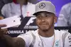 Bild zum Inhalt: Formel-1-Live-Ticker: Lewis Hamilton ist neu verliebt