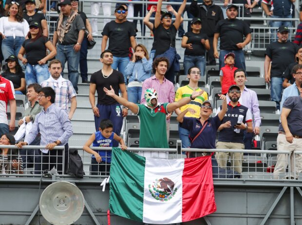 Titel-Bild zur News: Mexiko Fans