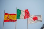 Die Flaggen von Spanien, Italien und Japan