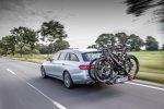 Mercedes-Benz E 350d mit Fahrradträger 