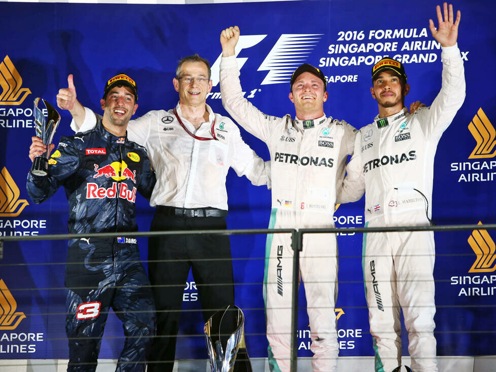 Daniel Ricciardo, Nico Rosberg, Lewis Hamilton