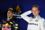 Daniel Ricciardo (Red Bull) und Nico Rosberg (Mercedes) 