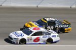 Trevor Bayne (Roush) und Matt Kenseth (Gibbs) 