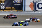 Jimmie Johnson (Hendrick), Denny Hamlin (Gibbs) und Reed Sorenson 