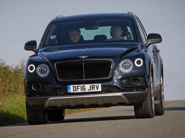Titel-Bild zur News: Erprobungsfahrzeug Bentley Bentayga Diesel