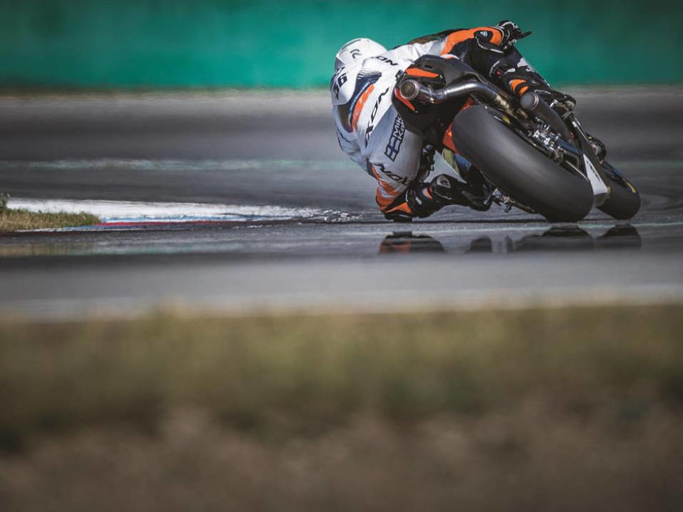 Mika Kallio KTM RC16 Brno 2016