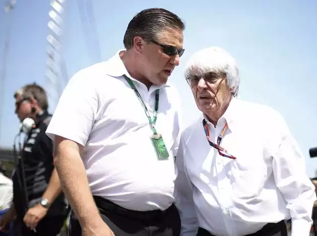 Bernie Ecclestone, Zak Brown Titel-Bild zur News: Bernie Ecclestone, Zak Brown