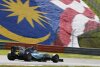 Bild zum Inhalt: Mercedes in Malaysia: Hamilton will Pendel zu sich schwingen