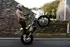 Bild zum Inhalt: Monster-Wheelie: Auf dem Hinterrad über den TT-Kurs