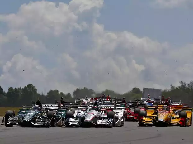 Josef Newgarden, Will Power, Ryan Hunter-Reay, Start Titel-Bild zur News: Josef Newgarden, Will Power, Ryan Hunter-Reay, Start