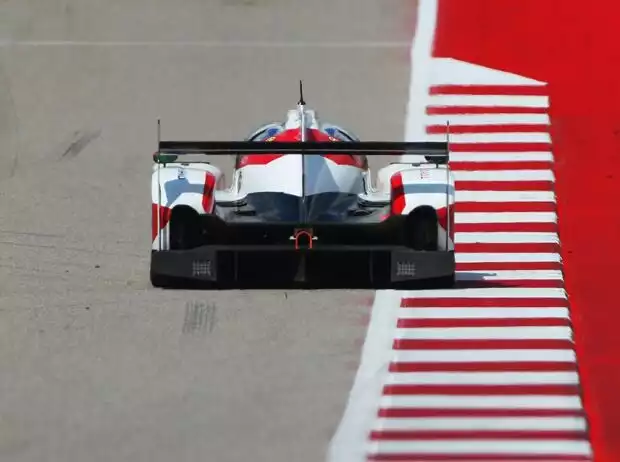 Stephane Sarrazin, Mike Conway, Kamui Kobayashi Titel-Bild zur News: Stephane Sarrazin, Mike Conway, Kamui Kobayashi
