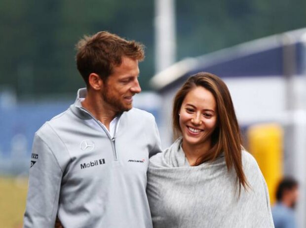 Jenson Button, Jessica Michibata