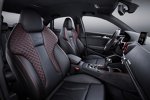 Innenraum der Audi RS 3 Limousine 2017