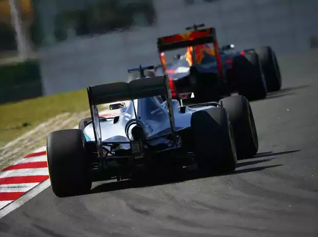 Lewis Hamilton, Daniel Ricciardo Titel-Bild zur News: Lewis Hamilton, Daniel Ricciardo