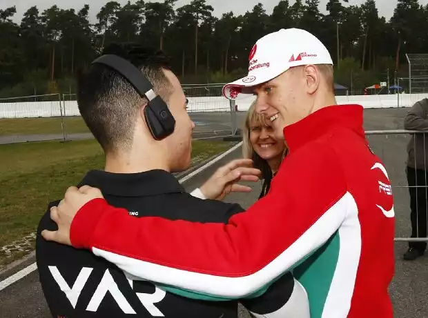 Mick Schumacher, Joey Mawson Titel-Bild zur News: Mick Schumacher, Joey Mawson