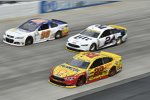 Joey Logano (Penske), Brad Keselowski (Penske) und Cole Whitt 