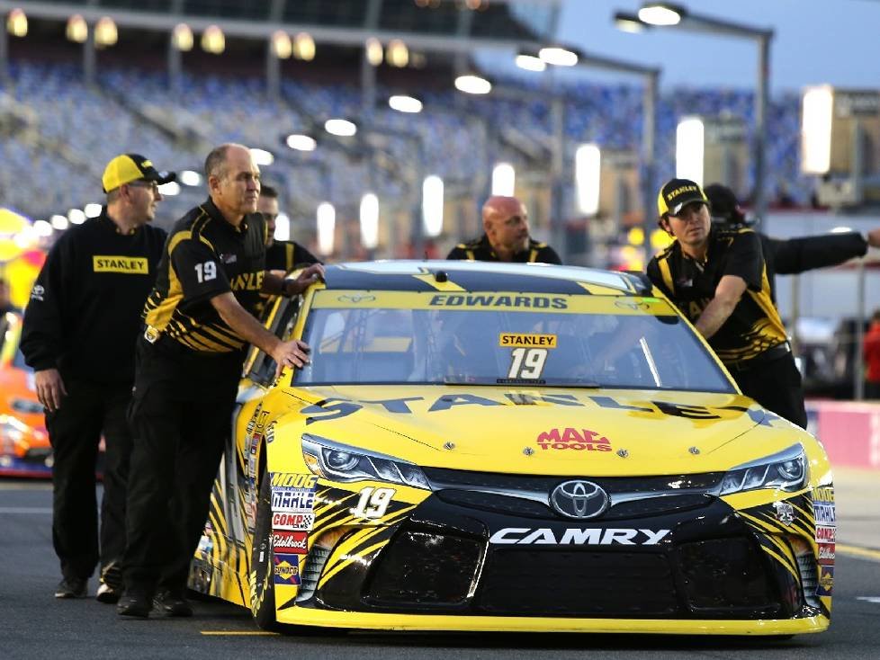 Carl Edwards