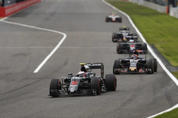 Jenson Button Daniil Kwjat Ferrari Scuderia Ferrari F1McLaren McLaren Honda F1Toro Rosso Scuderia Toro Rosso F1 ~Jenson Button (McLaren) und Daniil Kwjat (Toro Rosso) ~ Jenson Button Daniil Kwjat Ferrari Scuderia Ferrari F1McLaren McLaren Honda F1Toro Rosso Scuderia Toro Rosso F1 ~Jenson Button (McLaren) und Daniil Kwjat (Toro Rosso) ~