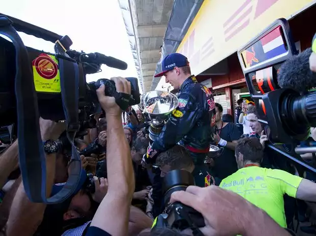 Max Verstappen Titel-Bild zur News: Max Verstappen