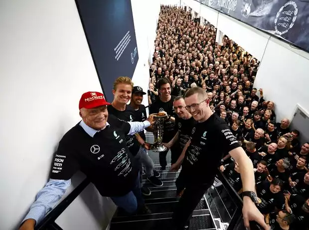 Toto Wolff, Lewis Hamilton, Nico Rosberg, Niki Lauda Titel-Bild zur News: Toto Wolff, Lewis Hamilton, Nico Rosberg, Niki Lauda