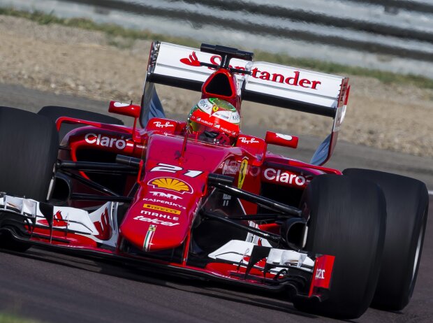 Esteban Gutierrez Esteban Gutierrez