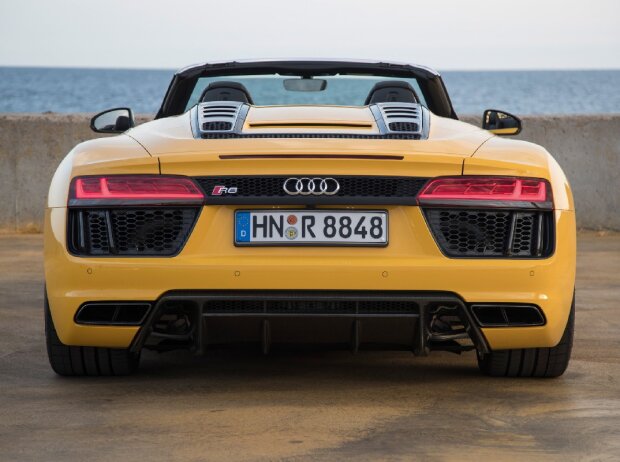 Heck des Audi R8 Spyder