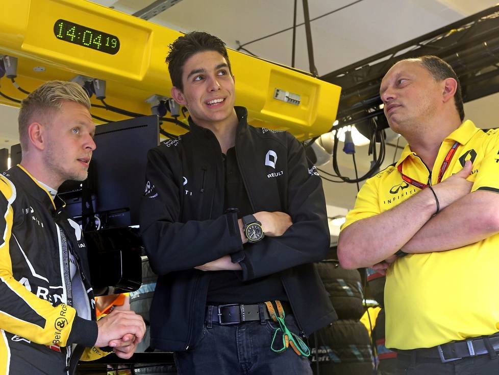 Kevin Magnussen, Esteban Ocon, Frederic Vasseur