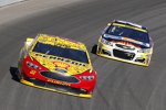 Joey Logano (Penske) und Chase Elliott (Hendrick) 