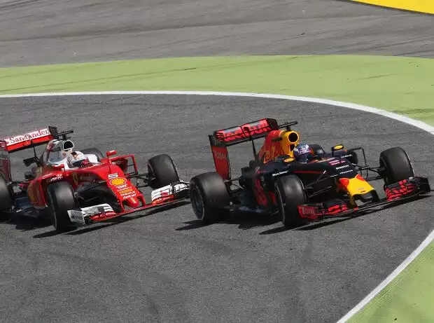 Titel-Bild zur News: Daniel Ricciardo, Sebastian Vettel