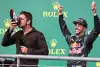 Bild zum Inhalt: F1 Backstage: Ricciardos Marketing-Coup mit dem "Shoey"