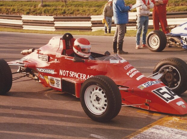 Roland Ratzenberger in Brands Hatch 1986