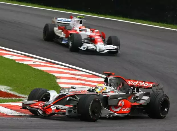 Titel-Bild zur News: Lewis Hamilton