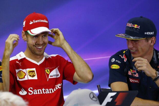 Sebastian Vettel Max Verstappen Ferrari Scuderia Ferrari F1 ~Sebastian Vettel (Ferrari) und Max Verstappen (Red Bull) ~ Sebastian Vettel Max Verstappen Ferrari Scuderia Ferrari F1 ~Sebastian Vettel (Ferrari) und Max Verstappen (Red Bull) ~
