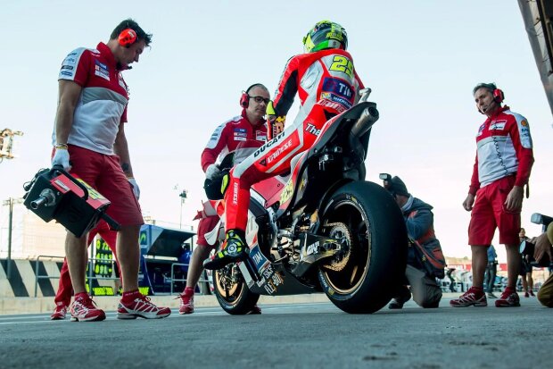 ~Andrea Iannone (Ducati)~ ~Andrea Iannone (Ducati)~