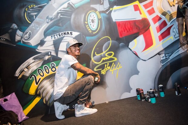 ~Lewis Hamilton (Mercedes)~ ~Lewis Hamilton (Mercedes)~