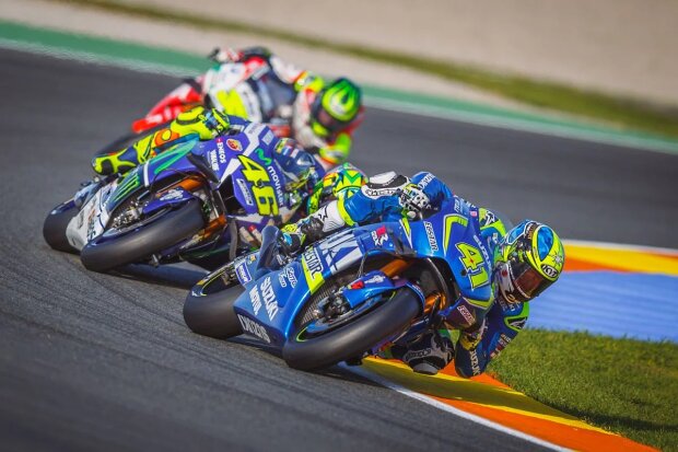  ~Aleix Espargaro vor Valentino Rossi ~       