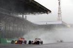 Max Verstappen (Red Bull) und Esteban Gutierrez (Haas) 