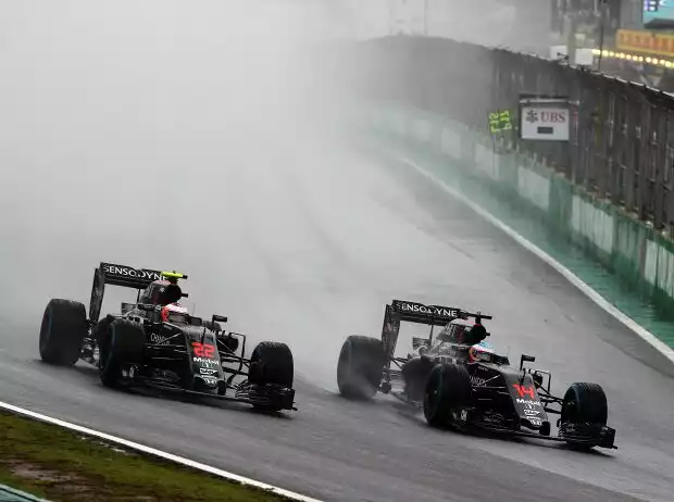 Titel-Bild zur News: Jenson Button, Fernando Alonso
