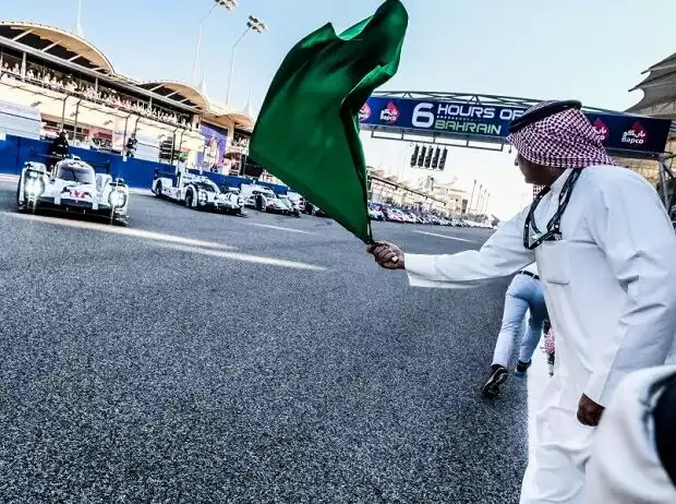 Start Bahrain 2015 Titel-Bild zur News: Start Bahrain 2015