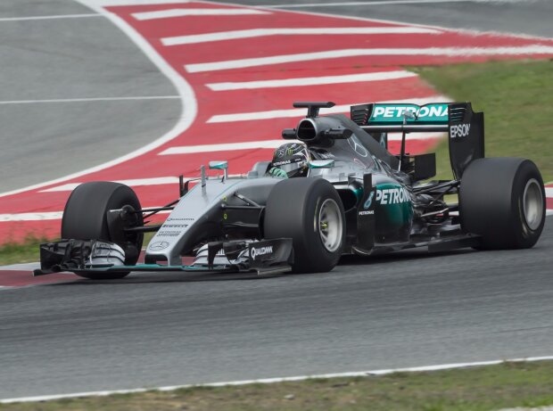 Titel-Bild zur News: Nico Rosberg, 2017, Pirelli