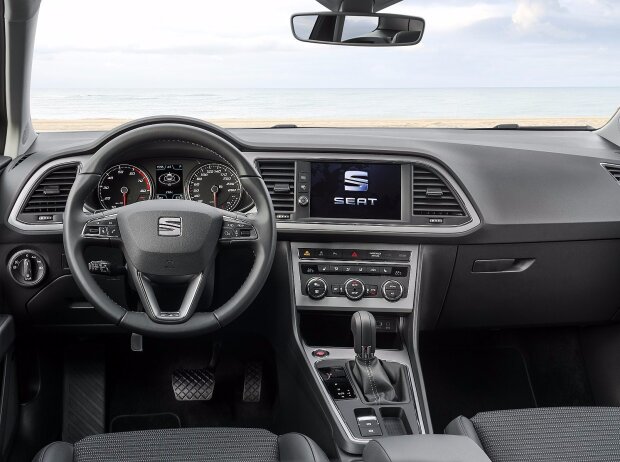 Cockpit des SEAT Leon 2017