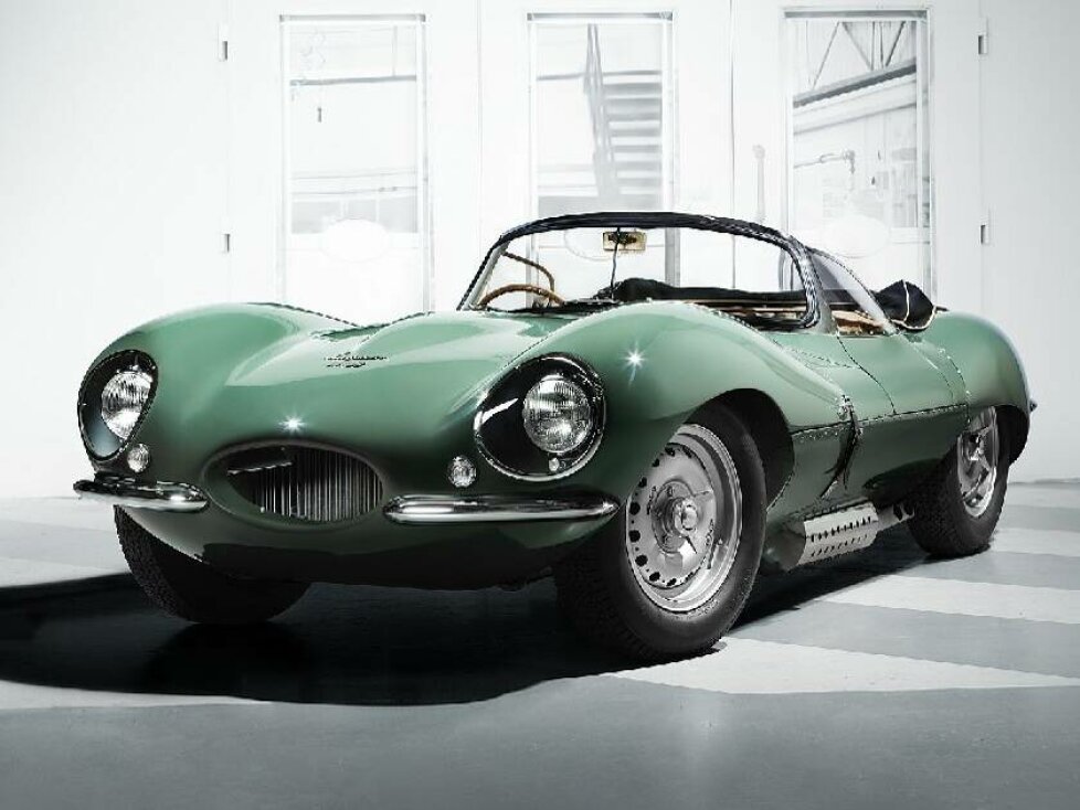 Neu gebauter Jaguar XKSS 2016