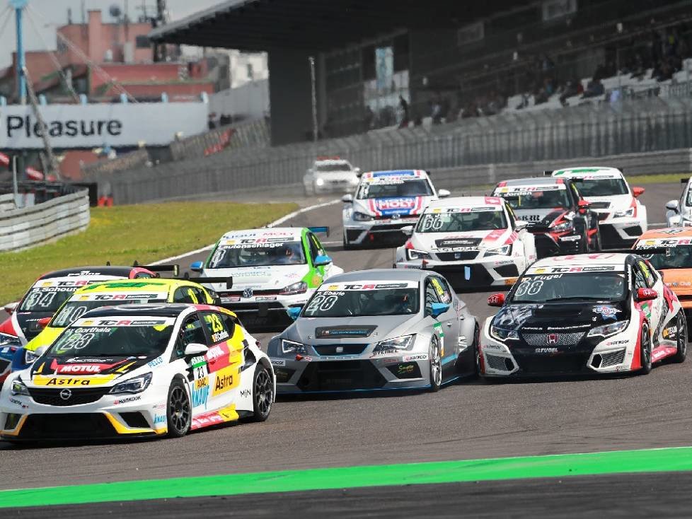 TCR, Start