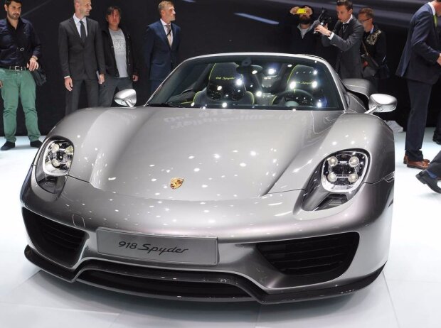 Porsche 918 Spyder Porsche 918 Spyder