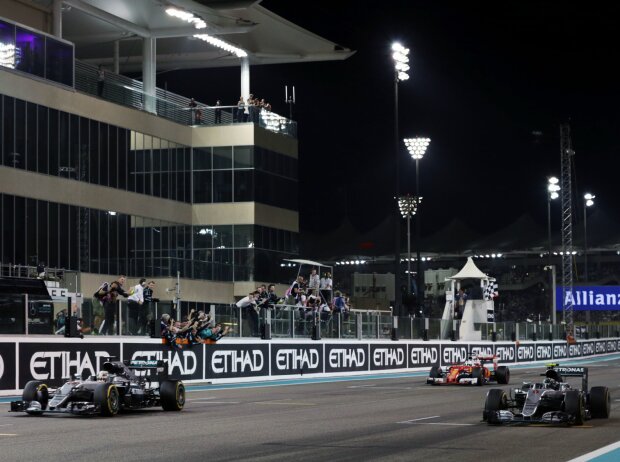 Lewis Hamilton, Nico Rosberg Lewis Hamilton, Nico Rosberg
