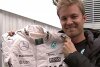 Nico Rosberg spendet Rennanzug und Handschuhe für guten Zweck