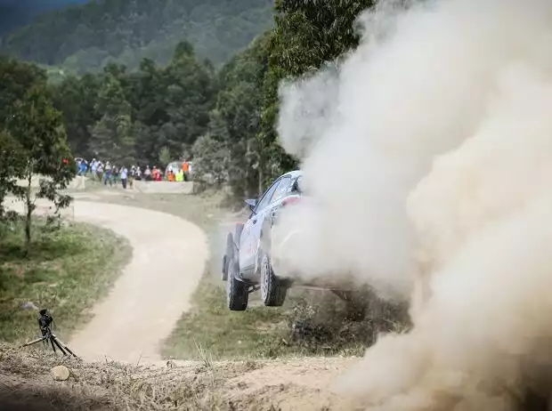 Hayden Paddon Titel-Bild zur News: Hayden Paddon