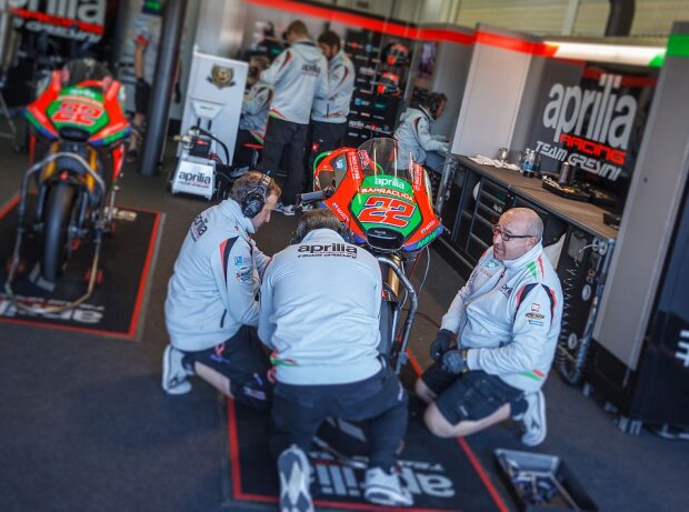 Sam Lowes Sam Lowes
